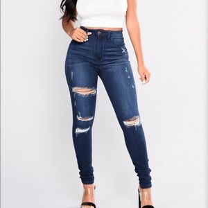 MAKE OFFER Fashion Nova ripped jeans. Jegging.